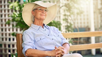 Dermatology: Sun sensitivity: woman sun hat 669944808