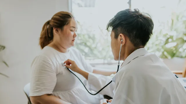 Wegovy: doctor checking patients heartbeat 1481100377