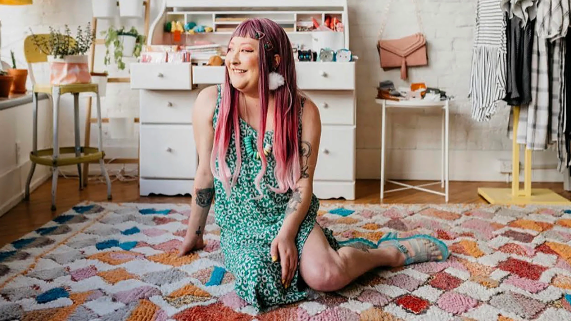 Portrait of Victoria Neglia in her home.