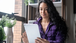 Without insurance, Toujeo and Toujeo Max can cost hundreds of dollars per month. See what factors affect the prices of these medications and ways to save.