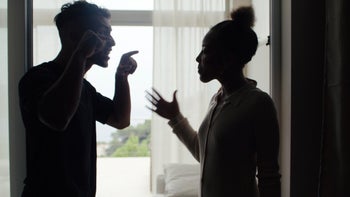 Mental health: silhouette couple arguing 1446059647