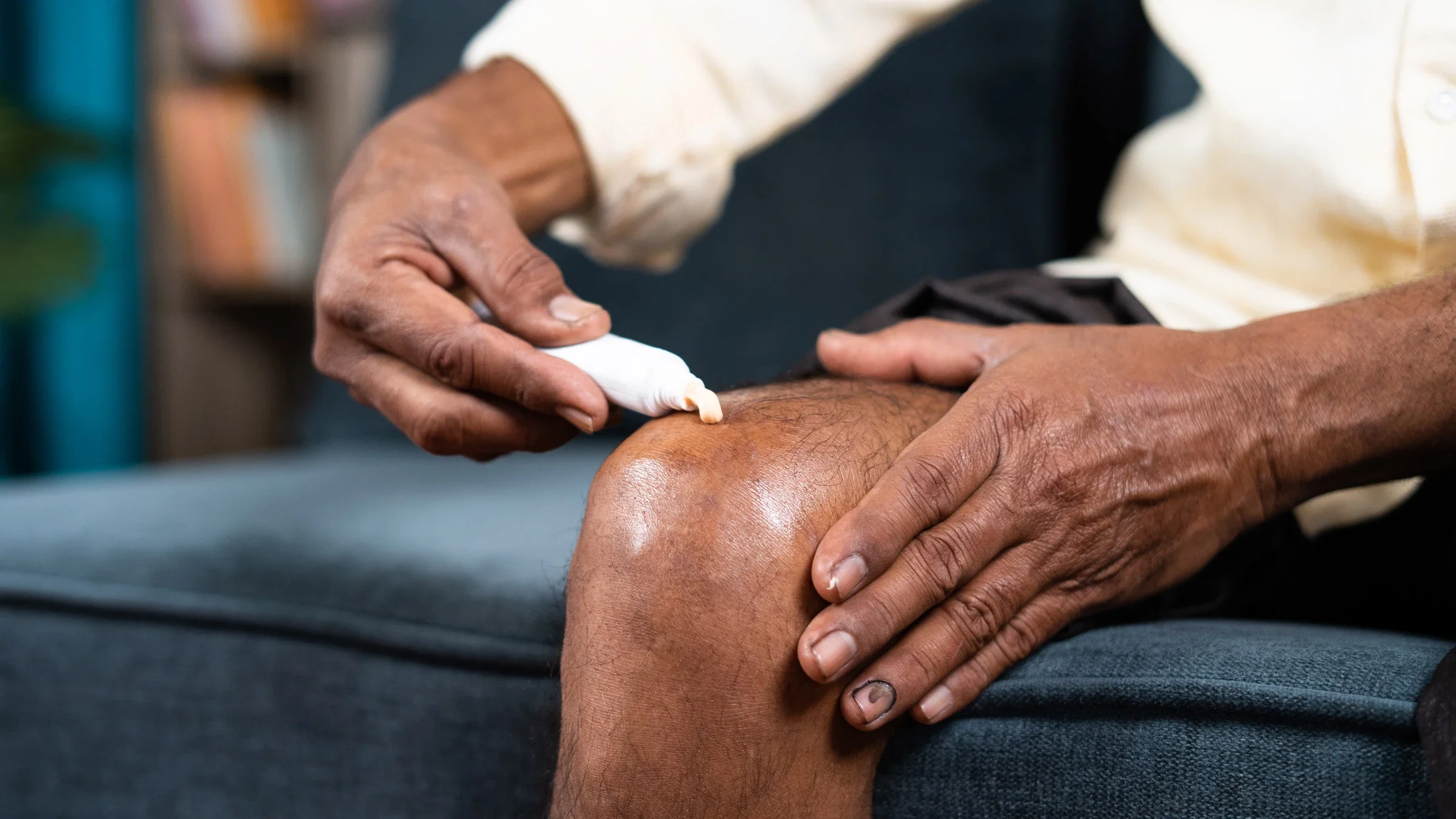Musculoskeletal: Joint pain treatment: cropped topical arthritis meds knee 1364217697