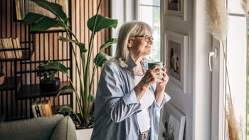 Health: Kidney disease: senior woman drinking coffee 1497866354
