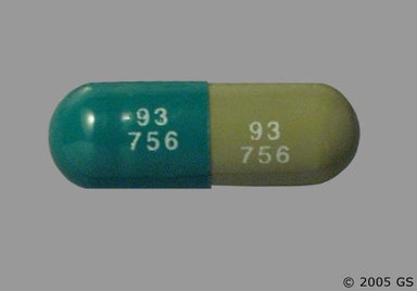Green Capsule 93 756 93 756 - Piroxicam 10mg Capsule