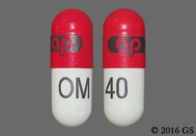 White, Red-pink Capsule ap OM 40 - Omeprazole/Sodium Bicarbonate 40mg-1100mg Capsule