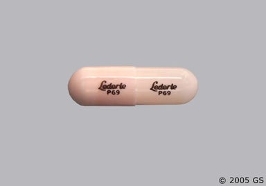 Pink Capsule Lederle P69 Lederle P69 - Prazosin Hydrochloride 1mg Capsule